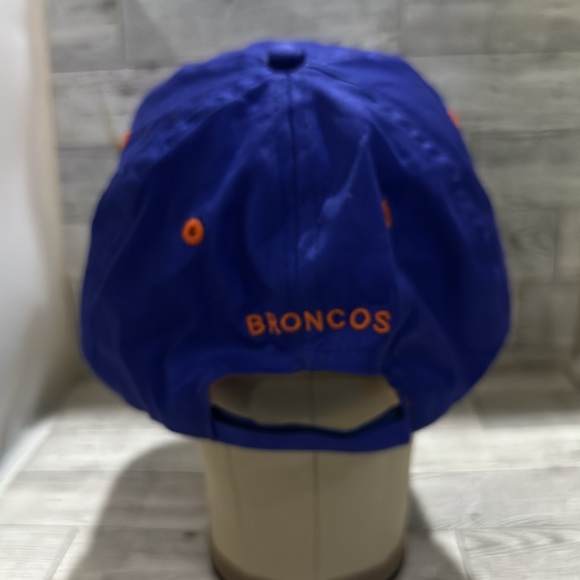 Boise state broncos blue baseball cap hat - Picture 4 of 6